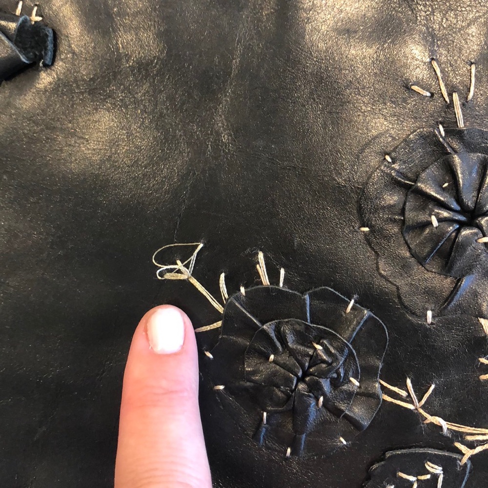BCBG leather clutch - Picture 6 of 7